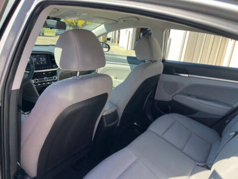 2020 Hyundai Elantra