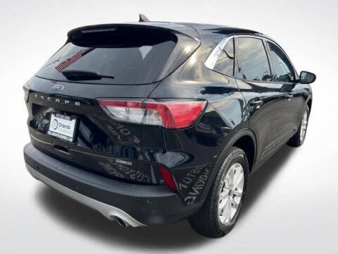 2022 Ford Escape Hybrid SE