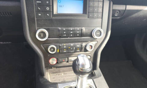 2022 Ford Mustang EcoBoost