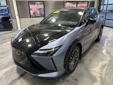 2023 Lexus RZ 450e Luxury
