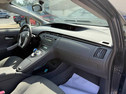 2011 Toyota Prius Two