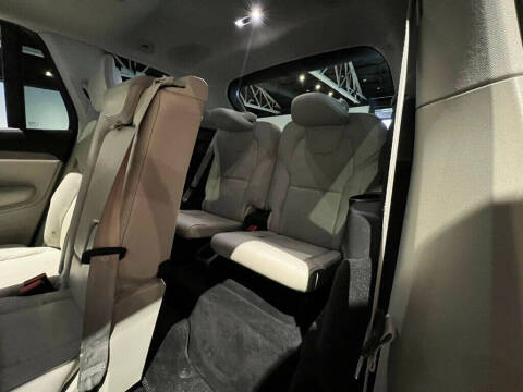 2022 Volvo XC90 T6 Inscription 7-Passenger