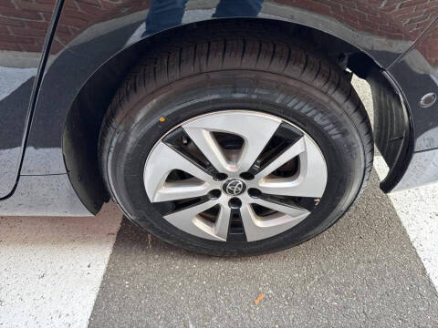 2018 Toyota Prius Two