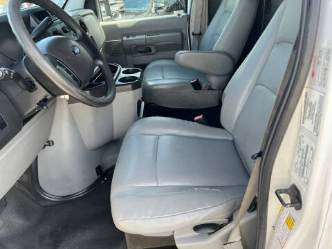 2014 Ford E-Series E-150