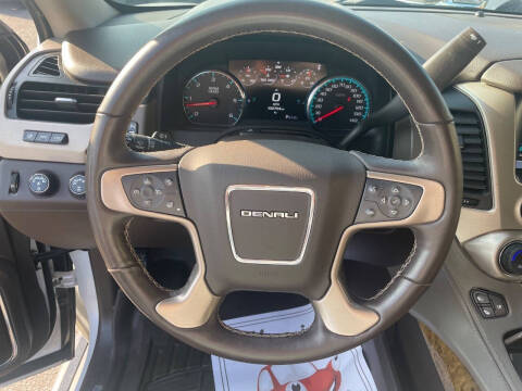 2017 GMC Yukon XL Denali