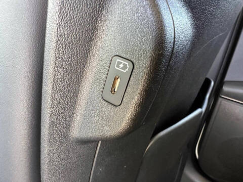 2023 Kia Niro EX