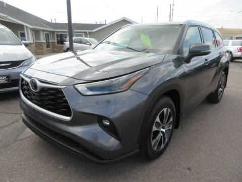 2021 Toyota Highlander for sale at Dam Auto Sales in Sioux City IA