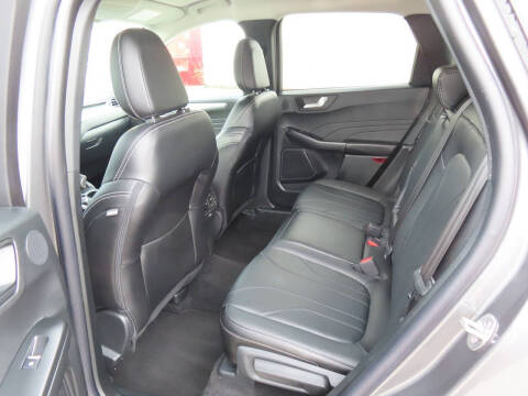 2025 Ford Escape Platinum