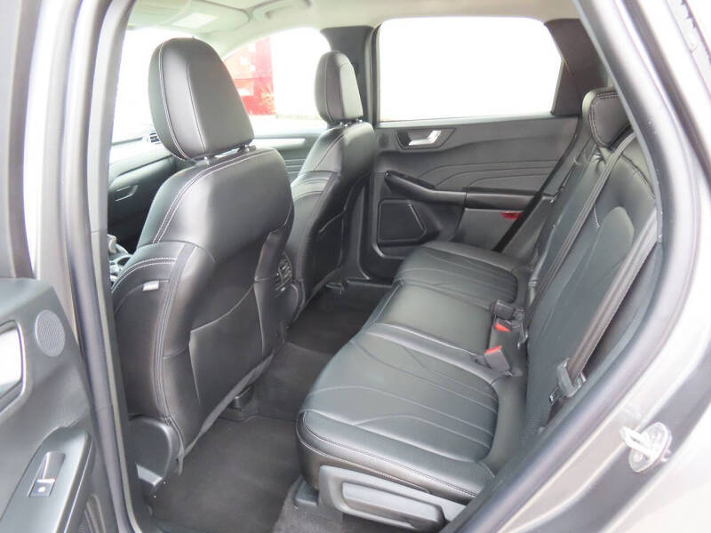 2025 Ford Escape Platinum