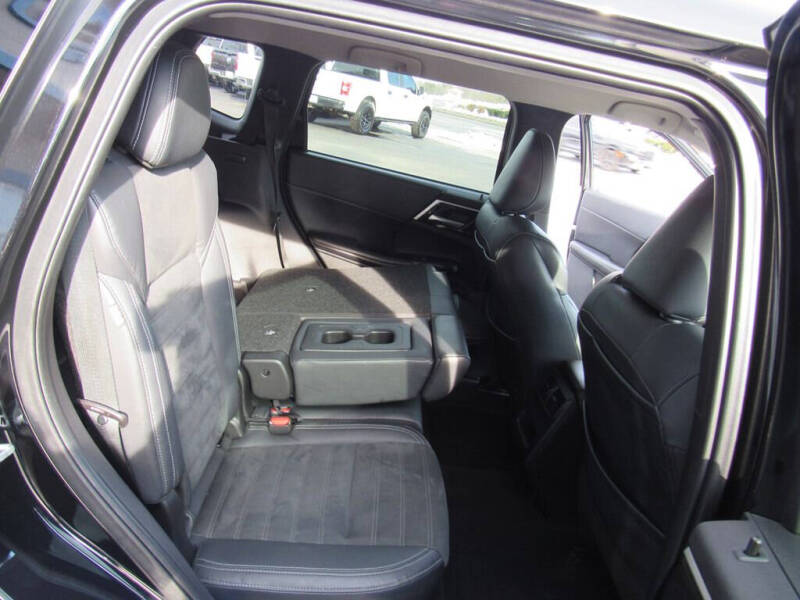 2022 Mitsubishi Outlander SE Launch Edition