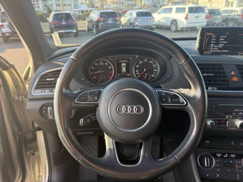 2016 Audi Q3 2.0T quattro Prestige