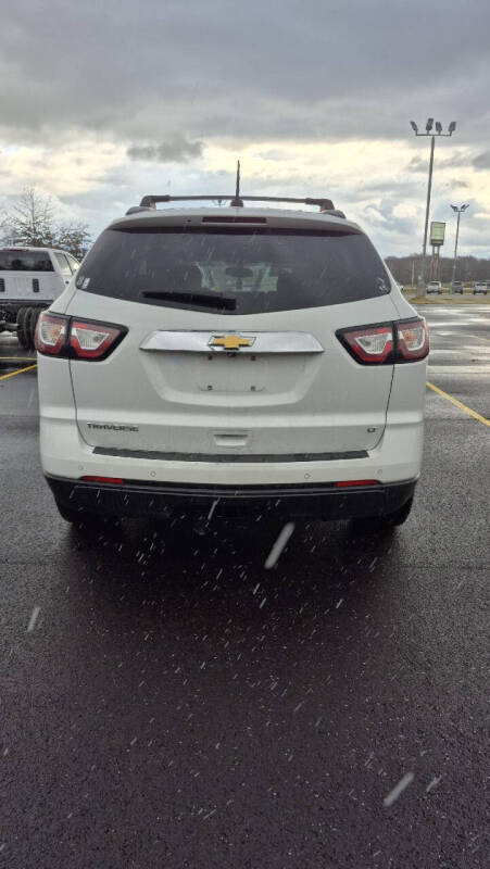 2017 Chevrolet Traverse LT