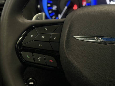 2022 Chrysler 300 S V6