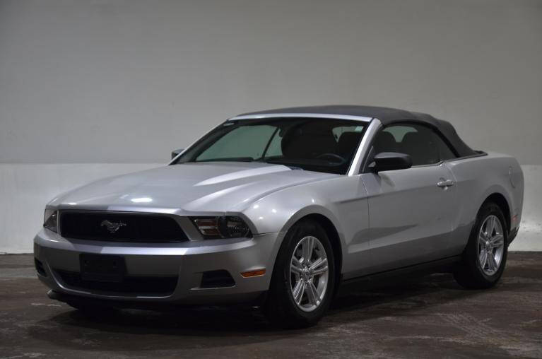 2012 Ford Mustang V6