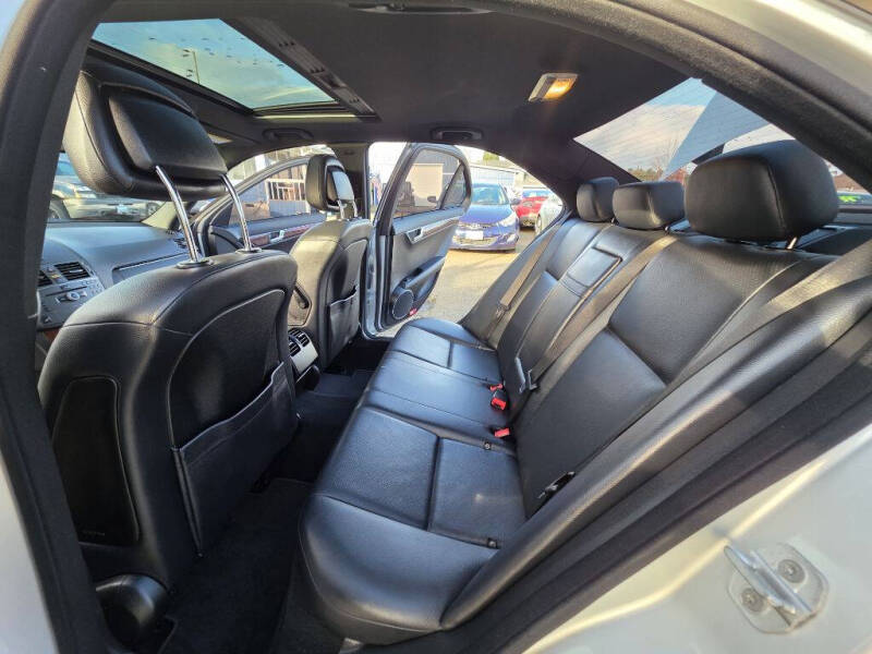 2010 Mercedes-Benz C-Class