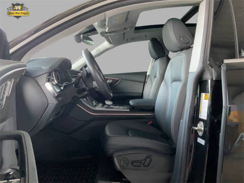 2023 Audi Q8 quattro Prestige 55 TFSI