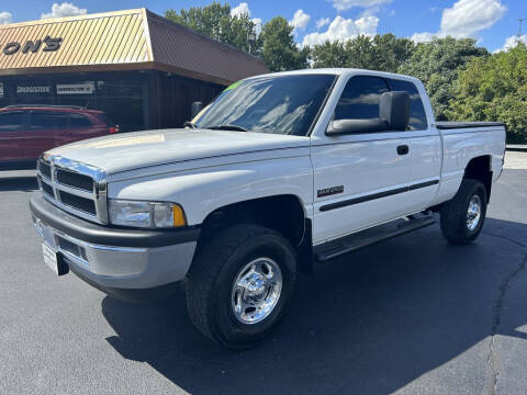 2001 Dodge Ram 2500 for sale at Houser & Son Auto Sales in Blountville TN
