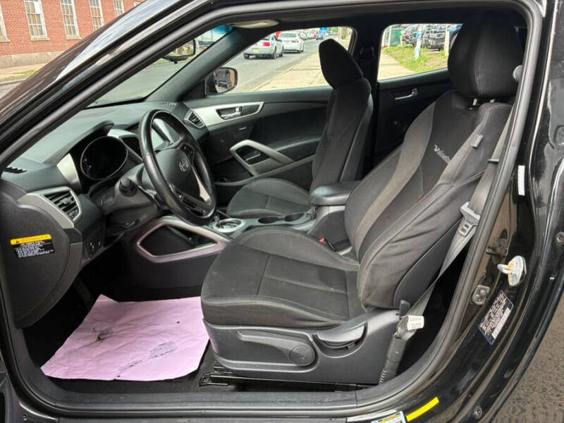 2017 Hyundai Veloster Value Edition