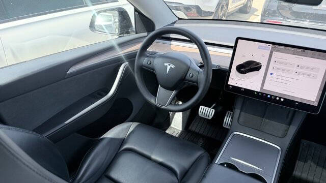 2024 Tesla Model Y Performance
