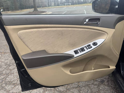 2014 Hyundai Accent GLS