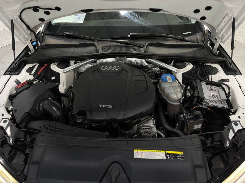 2017 Audi A4 2.0T quattro Premium Plus