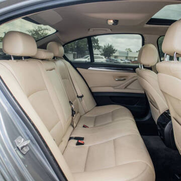 2016 BMW 5 Series 528i