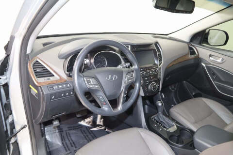 2017 Hyundai Santa Fe Limited Ultimate