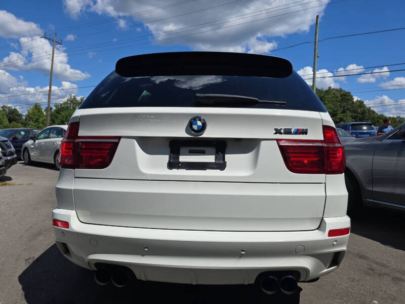 2011 BMW X5 M