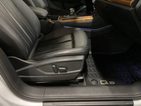 2023 Audi Q5 quattro Premium Plus 40 TFSI