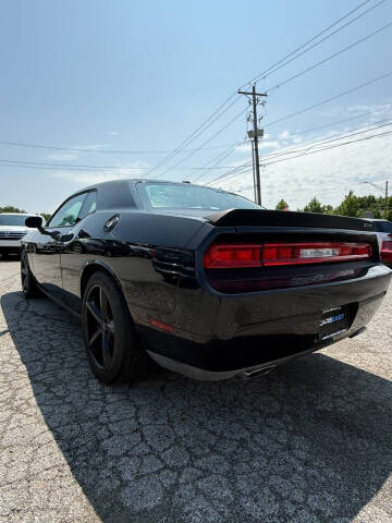 2009 Dodge Challenger SRT8