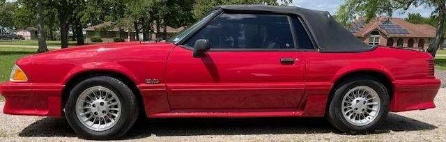 1990 Ford Mustang
