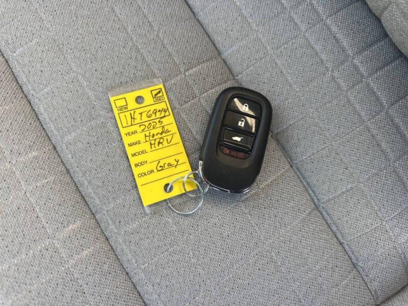 2025 Honda HR-V LX