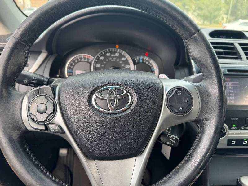 2014 Toyota Camry SE