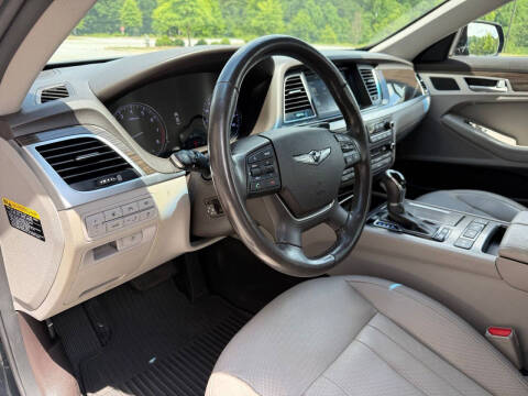 2017 Genesis G80