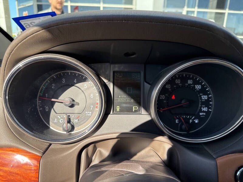 2011 Jeep Grand Cherokee Overland