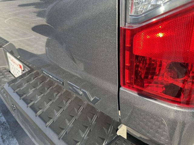 2019 Nissan Titan SV