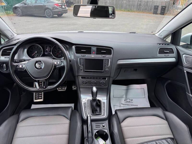 2017 Volkswagen Golf Alltrack TSI S 4Motion