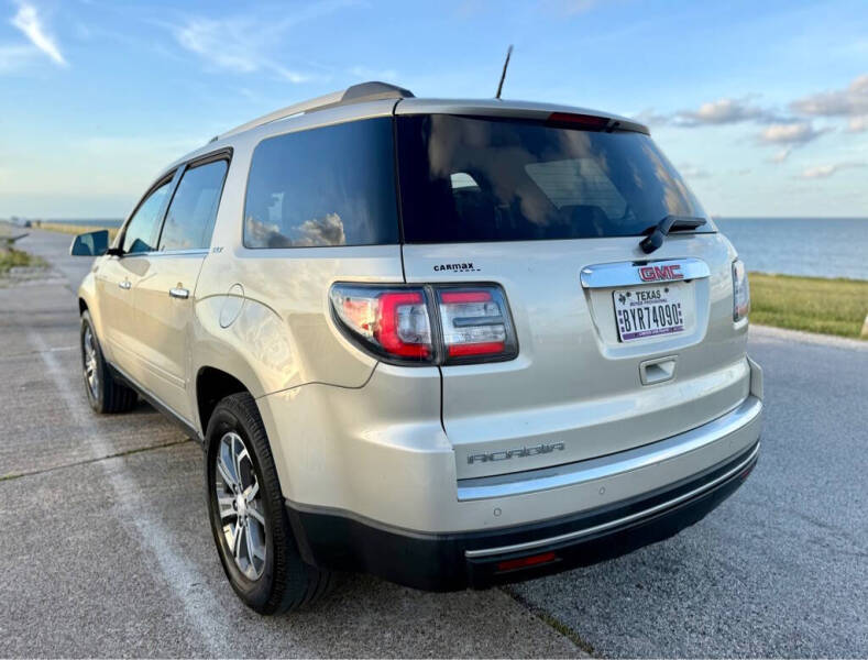 2016 GMC Acadia SLT-1