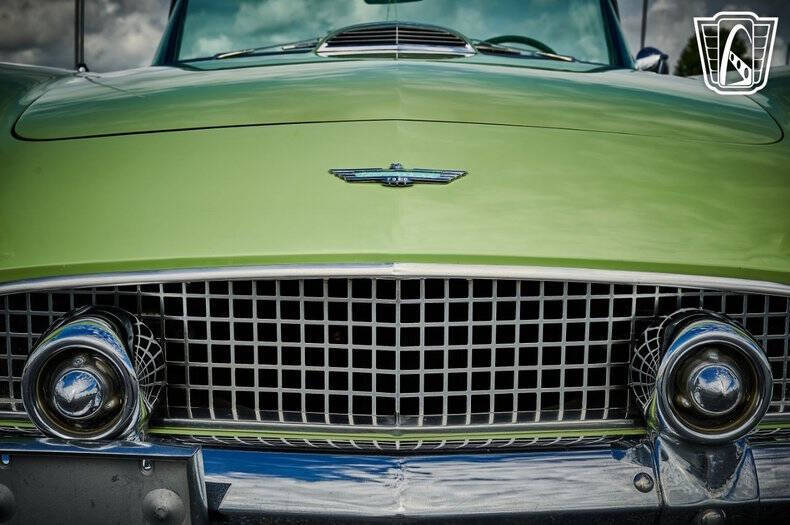 1956 Ford Thunderbird