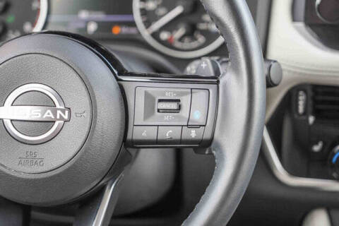 2022 Nissan Rogue SL