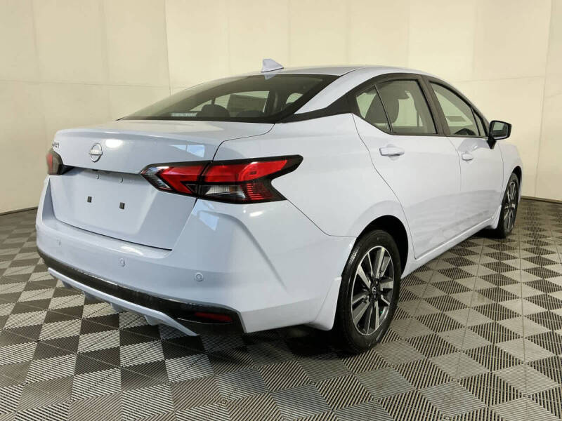 2025 Nissan Versa SV