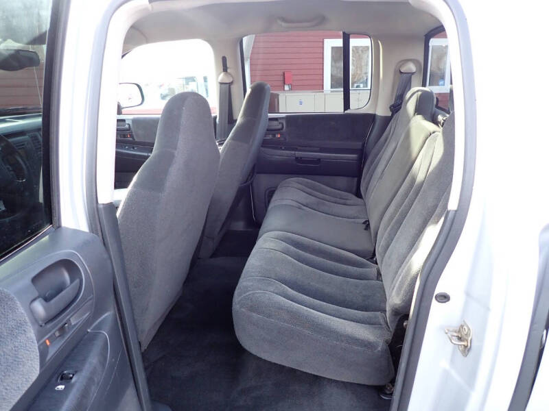 2004 Dodge Dakota Sport