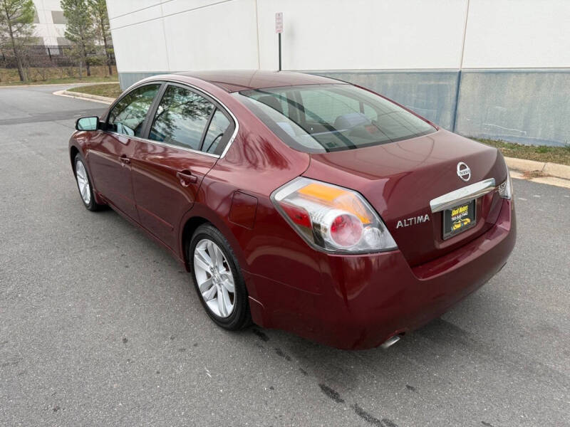 2010 Nissan Altima 3.5 SR