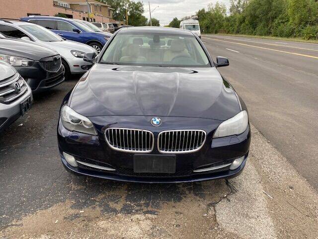 2012 BMW 5 Series for sale at NORTH CHICAGO MOTORS INC in North Chicago IL