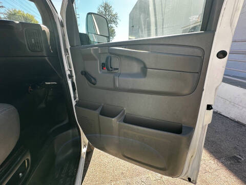 2009 Chevrolet Express LS 2500