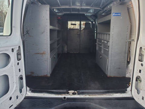 2013 Ford E-Series E-350 SD