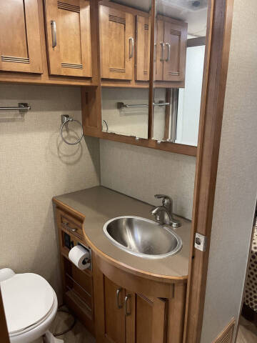 2017 Winnebago Forza 36G