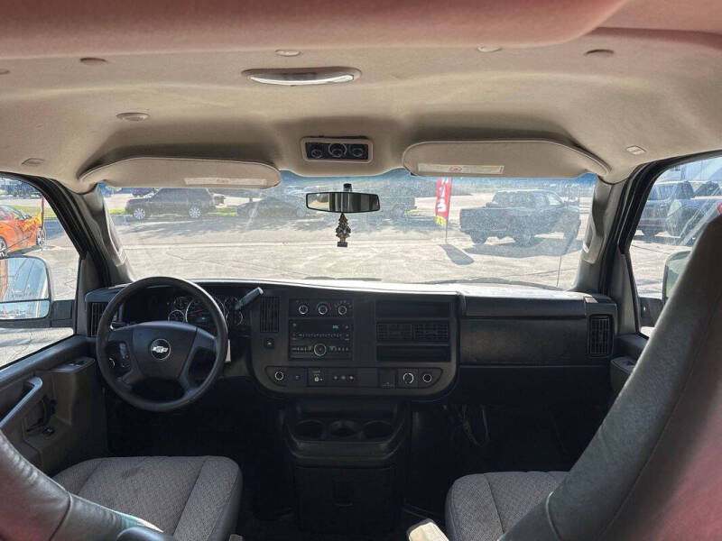 2017 Chevrolet Express LT 3500