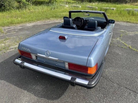 1986 Mercedes-Benz 560-Class 560 SL