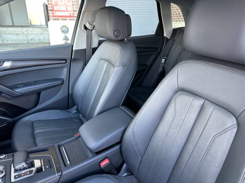 2020 Audi Q5 quattro Premium Plus 45 TFSI